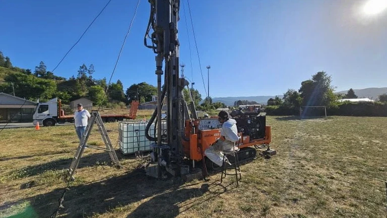 Calicatas Exploratorias en Linares: Conozca el Suelo Antes de Cimentar